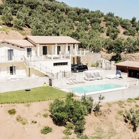 Le Fontanelle Villa