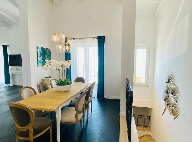 Le Fontanelle Villa *